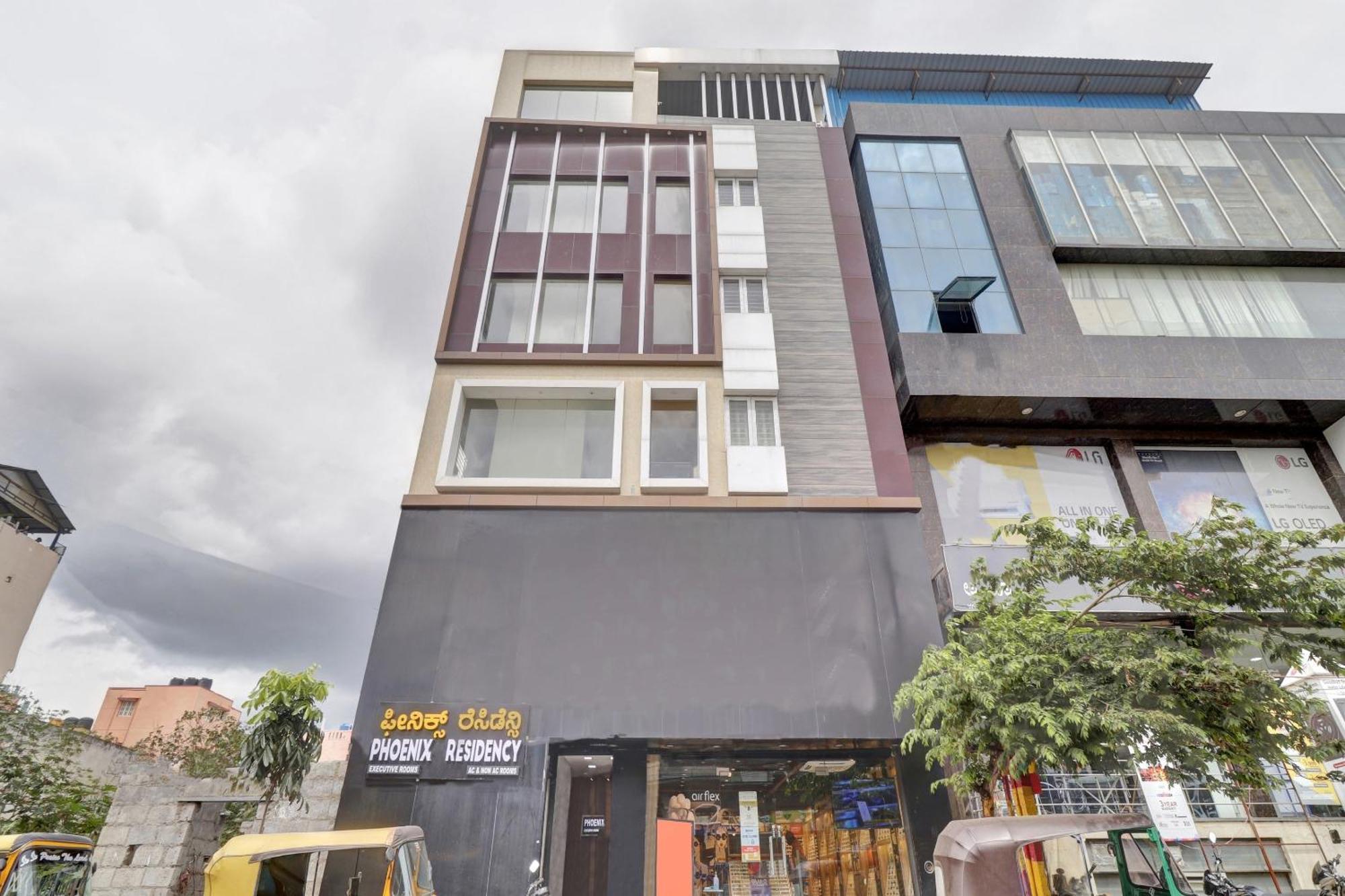 Hotel O Phoenix Residency Бангалор Екстериор снимка